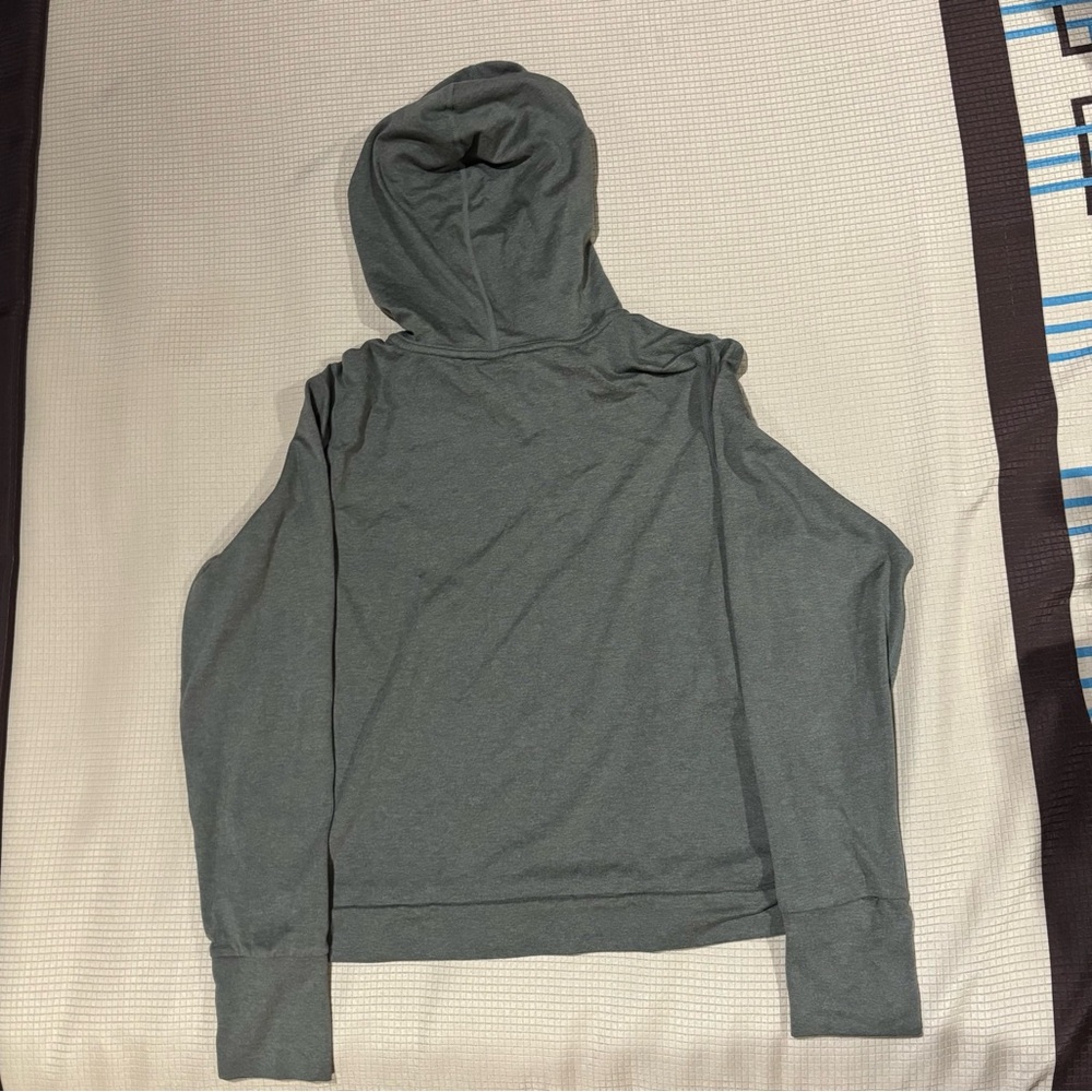 Vuori Halo Essential Hoodie in Olive Green Women’s Size XS - Picture 4 of 5